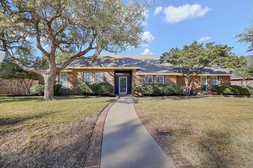 3402 Woodhaven Dr, Midland, TX, 79707 | Card Image