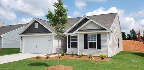 2102 Ram Rd, Greensboro, NC, 27405-9818 | Card Image