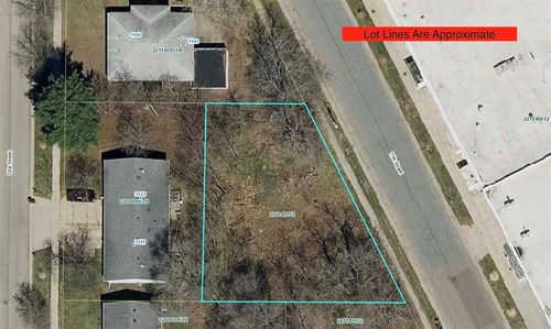 0 11th St, Eau Claire, WI, 54703 | Card Image