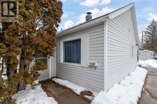 5305 49 Ave, Lloydminster, SK, S9V0V2 | Card Image