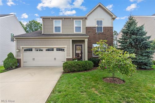 10174 Colton Avenue, Concord Twp, OH, 44077 | Card Image