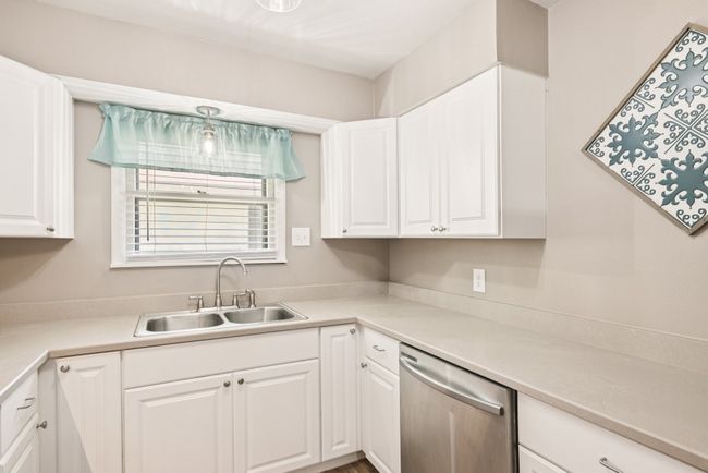 213 N 38 Th St, House other with 3 bedrooms, 1 bathrooms and null parking in Corsicana TX | Image 13