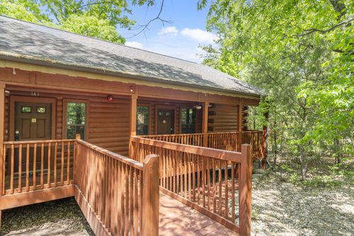 143 Rock Candy Ln, Branson, MO, 65616-8060 | Card Image