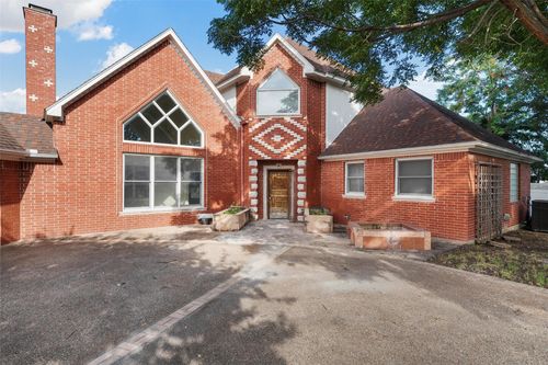 308 Westlane Cir, Woodway, TX, 76712-3142 | Card Image