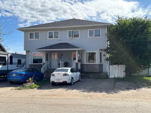 10417 9 Street, Peace River, AB, T8S1N9 | Card Image