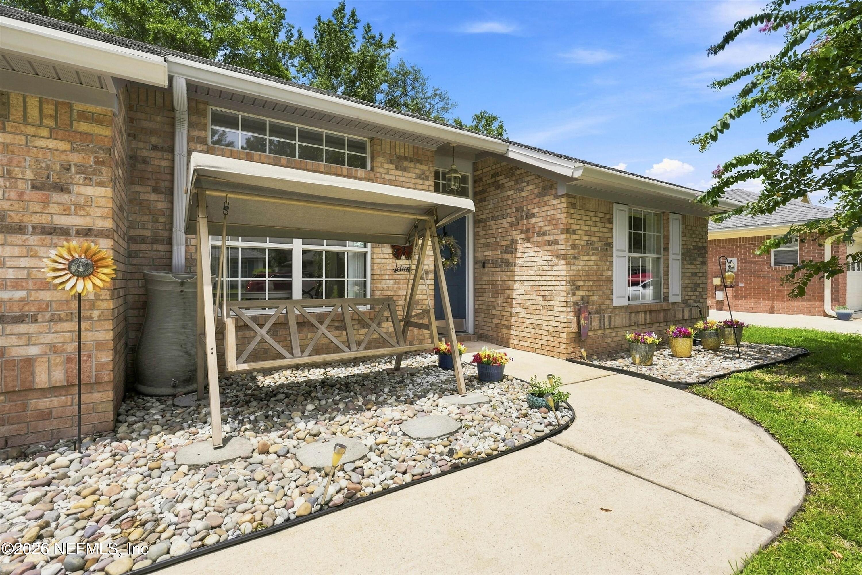 Residential in Middleburg 4