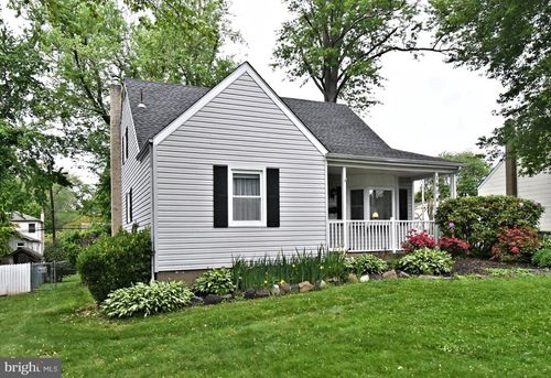 1604 Meadowbrook Rd, FEASTERVILLE TREVOSE, PA, 19053-4432 | Card Image