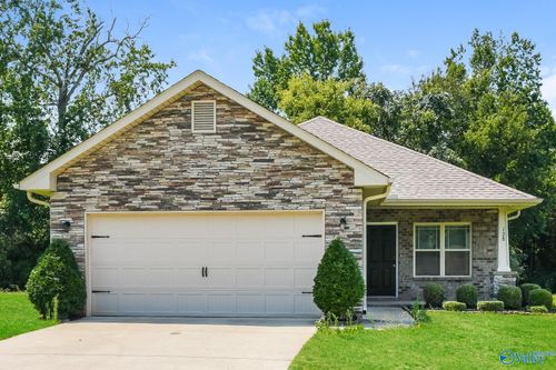 128 Lazy Oak Dr, New Market, AL, 35761-9046 | Card Image
