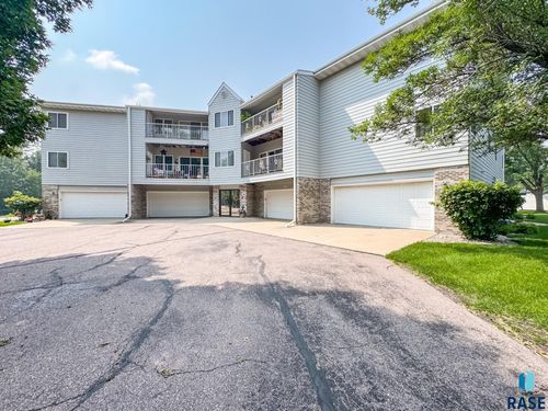 apt-203-4601 S Oxbow Ave, Sioux Falls, SD, 57106-4132 | Card Image