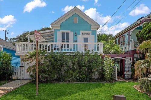 1805 19th St, Galveston, TX, 77550-8040 | Card Image