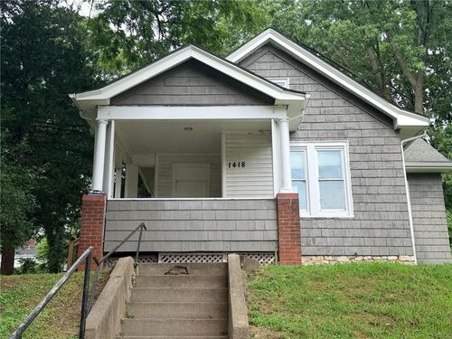 1418 6th Ave, Leavenworth, KS, 66048-3227 | Card Image