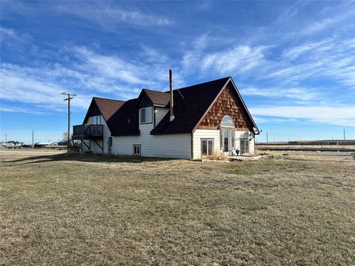 31 4th Ave S, Stanford, MT, 59479-9460 | Card Image