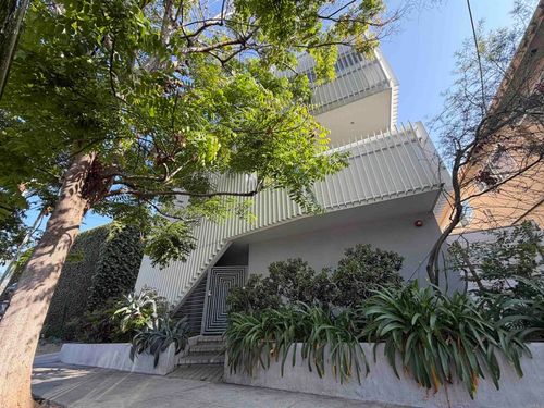 2851 N Buzz Court, Los Angeles, CA, 90039 | Card Image