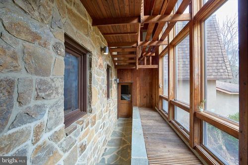 329 Laurel Woods Rd, LANDENBERG, PA, 19350-1371 | Card Image