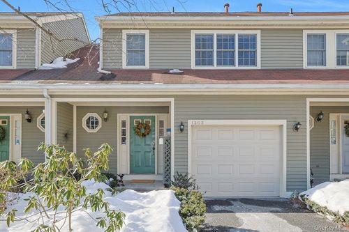 1303 Regent Dr, Mount Kisco, NY, 10549-2512 | Card Image