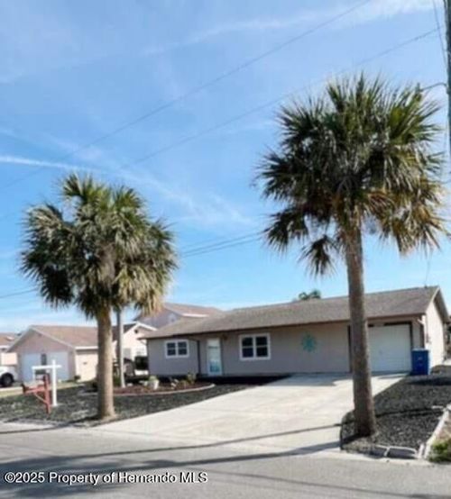 3292 Hibiscus Dr, HERNANDO BEACH, FL, 34607-3517 | Card Image