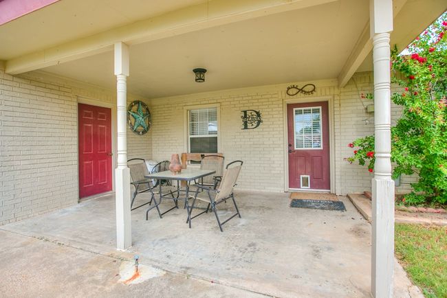 104 Largent Ave, House other with 4 bedrooms, 2 bathrooms and 2 parking in Ballinger TX | Image 36