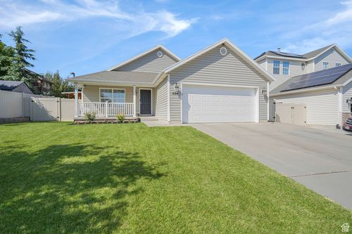 224 W Apple Ave, Saratoga Springs, UT, 84045-3882 | Card Image