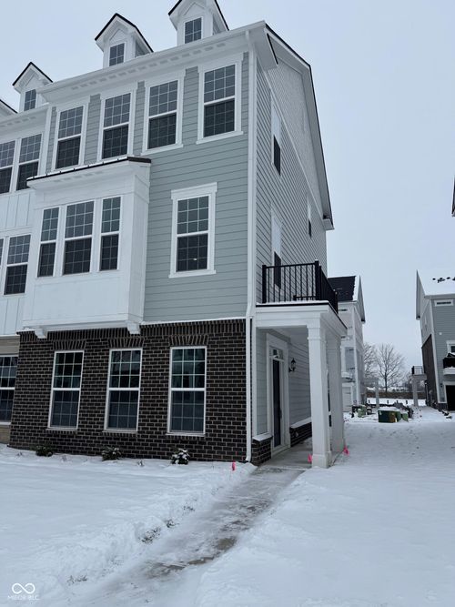 14555 Elsmere Ln, Carmel, IN, 46074-6164 | Card Image