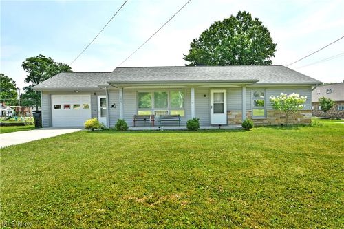 159 N Canfield Niles Rd, Austintown, OH, 44515-1901 | Card Image