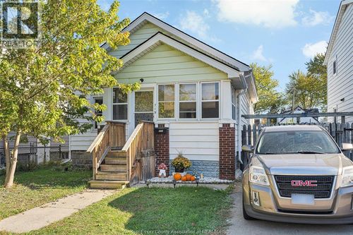 719 Eugenie St E, Windsor, ON, N8X2Y6 | Card Image