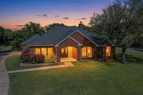 2601 Trail Tree Ct, Burleson, TX, 76028-1251 | Card Image