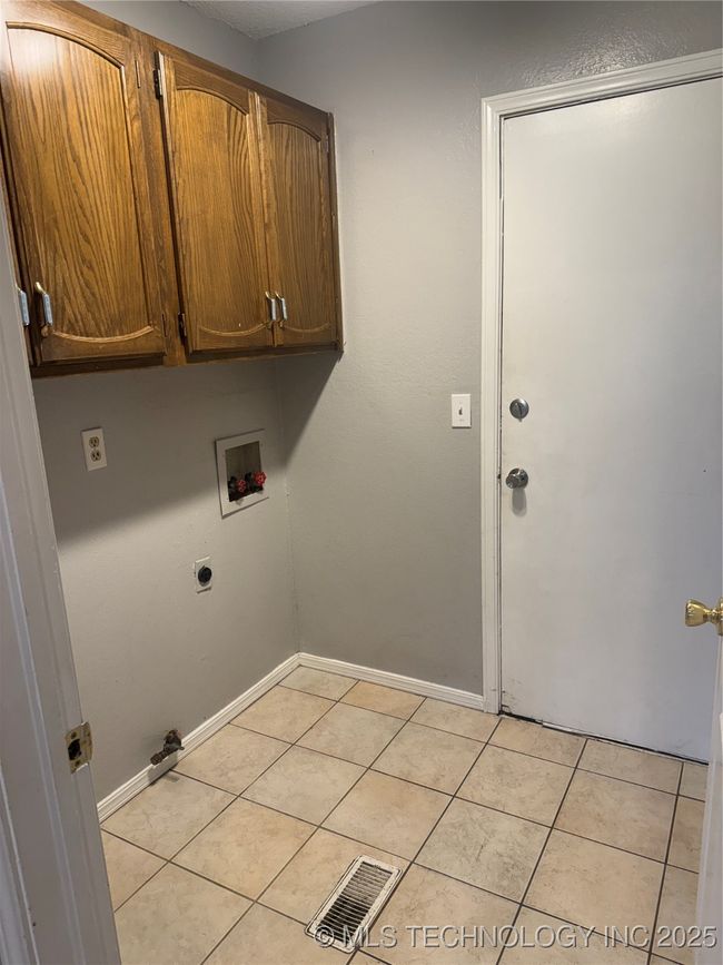 3312 Ash Ct, House other with 3 bedrooms, 2 bathrooms and null parking in Broken Arrow OK | Image 8