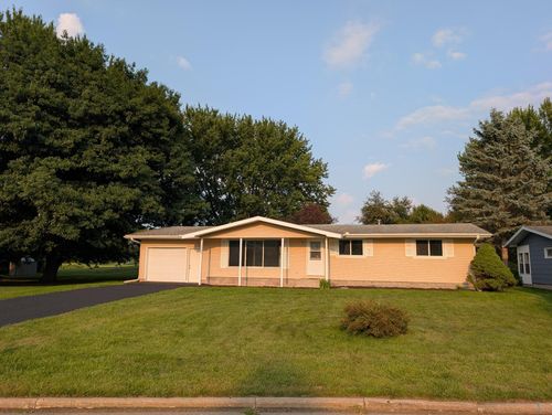 1390 6th Ave, Baldwin, WI, 54002-9359 | Card Image