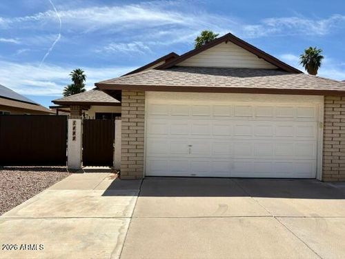 1833 E Bluefield Ave, Phoenix, AZ, 85022-1326 | Card Image