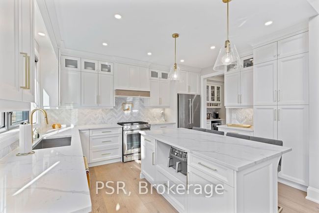 308 Appleby Line, House other with 4 bedrooms, 4 bathrooms and 4 parking in Burlington ON | Image 12