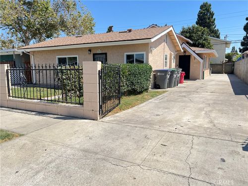 12322 Brittain St, Hawaiian Gardens, CA, 90716-1728 | Card Image