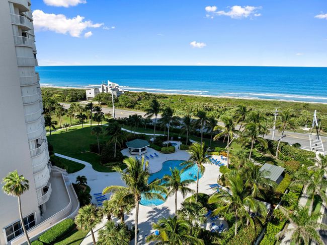 APT-3-4 - 5051 N Highway A1a, Condo with 3 bedrooms, 2 bathrooms and null parking in Hutchinson Island FL | Image 30