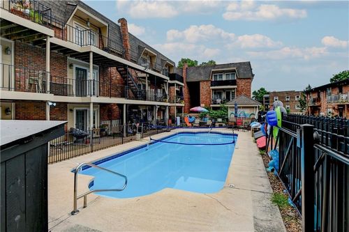 4038 Clark Ave, Kansas City, MO, 64111-4020 | Card Image