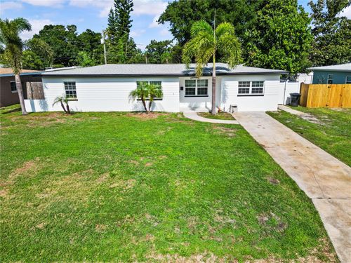 2090 75th St N, ST PETERSBURG, FL, 33710-4639 | Card Image