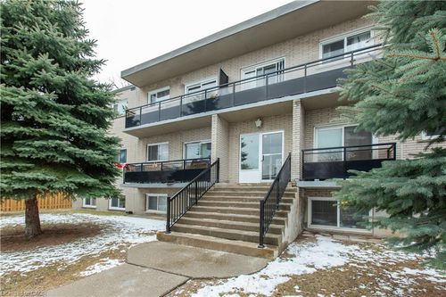 115 Kraft Ave, Kitchener, ON, N2A2J2 | Card Image