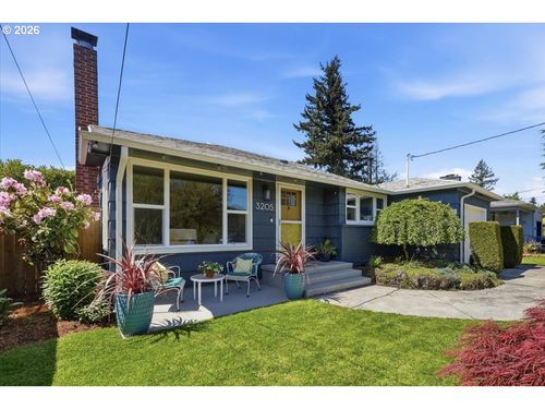 3205 Ne 79th Ave, Portland, OR, 97213-6527 | Card Image