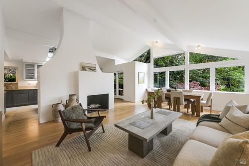 115 Manor Dr, Mill Valley, CA, 94941-1330 | Card Image