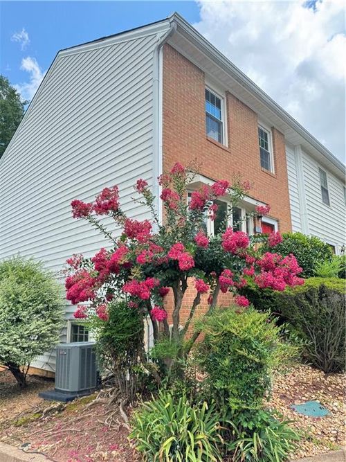 153 Holcomb Ferry Rd, Roswell, GA, 30076-2079 | Card Image