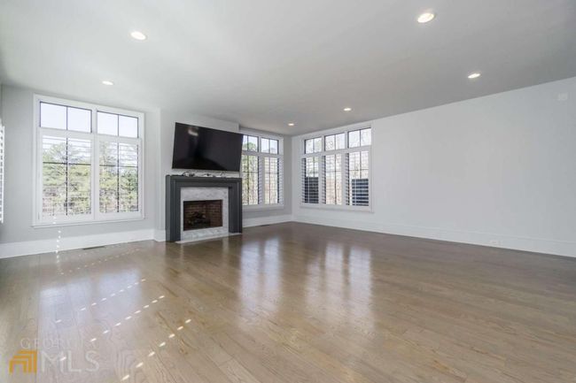 1875 Spalding Dr, House other with 6 bedrooms, 7 bathrooms and 3 parking in Sandy Springs GA | Image 16