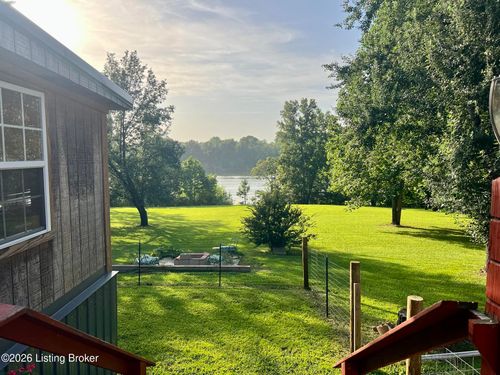 370 Circle Hill Rd, Falls Of Rough, KY, 40119-6252 | Card Image