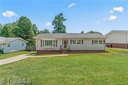 4810 Holders Rd, Greensboro, NC, 27405-2720 | Card Image