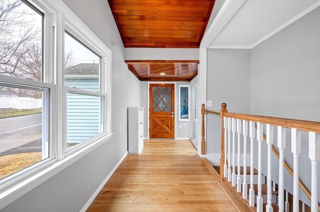 16 Tarrytown Ln, House other with 3 bedrooms, 2 bathrooms and 3 parking in Worcester MA | Image 4