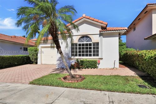 127 Danielle Ct, Weston, FL, 33326-1066 | Card Image