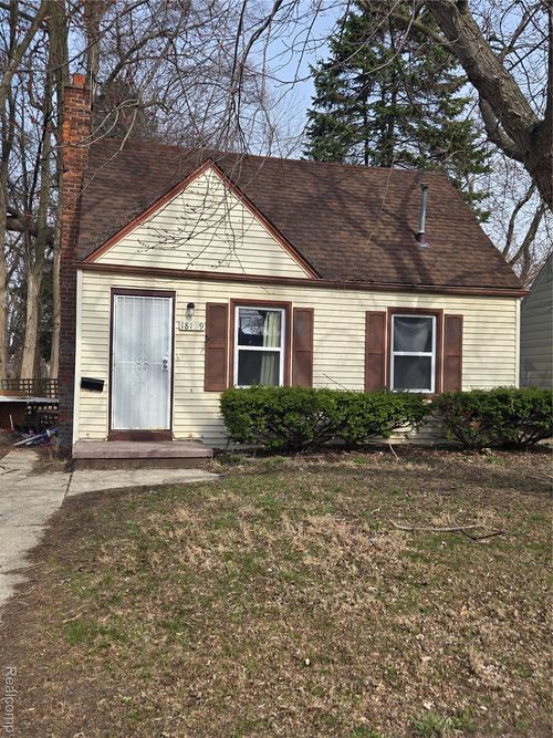 18109 Cornwall St, Detroit, MI, 48224-1427 | Card Image