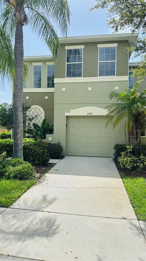 2939 Willowleaf Ln, WESLEY CHAPEL, FL, 33544-7372 | Card Image