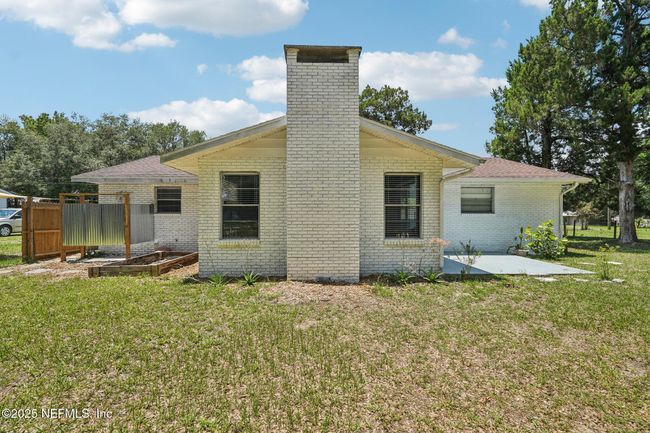 645 Shady Ln, House other with 3 bedrooms, 2 bathrooms and null parking in Keystone Heights FL | Image 35