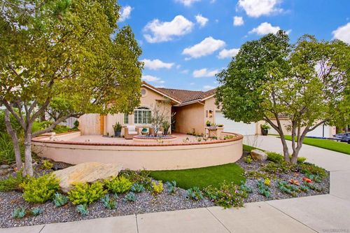 1748 Dancer Pl, Escondido, CA, 92026-0938 | Card Image