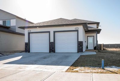 9067 80 Ave, House other with 5 bedrooms, 2 bathrooms and 4 parking in Grande Prairie AB | Image 1