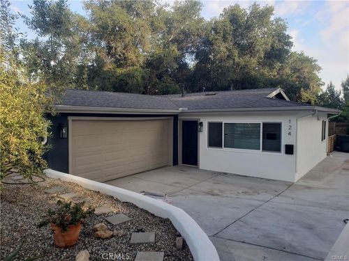 124 Cedar St, Pasadena, CA, 91103 | Card Image