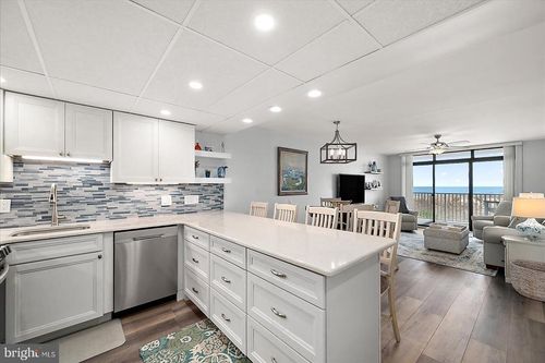 102-7209 Atlantic Ave, OCEAN CITY, MD, 21842 | Card Image